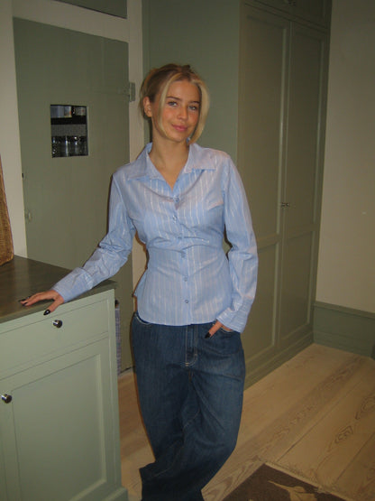 Alberte fitted shirt - Blue/silver stripes