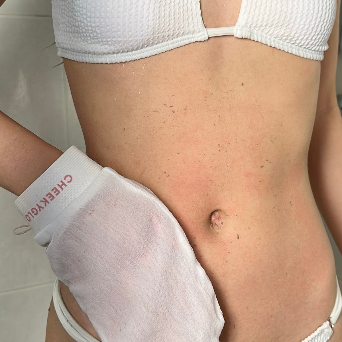 CheekyGlo Exfoliating Glove